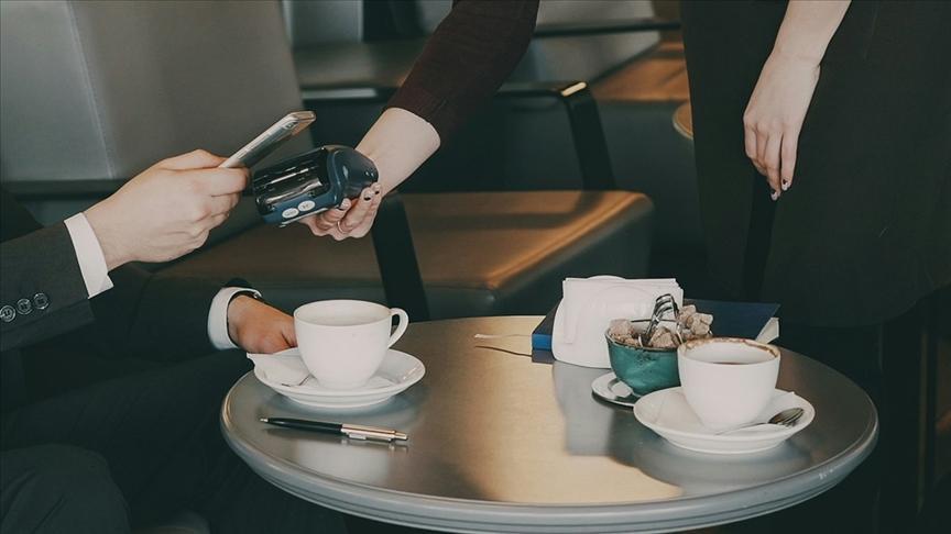 Zorunlu Servis Ücretleri Tarihe Karıştı: Tüketiciye Rahat Nefes, İşletmelere Yeni Rekabet Alanı