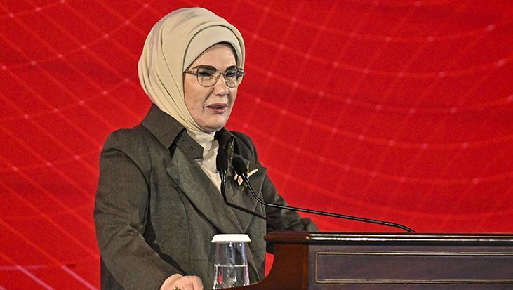 Çocukların Geleceği İçin Küresel İş Birliği Vurgusu: Emine Erdoğan'dan Umut Dolu Mesajlar