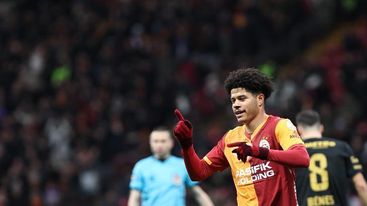 Galatasaray'ın Yıldızı Gabriel Sara'dan Takım Performansına Övgü