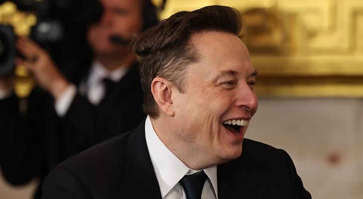 Elon Musk, Servetini 852 Milyar Dolara Taşıyarak Tarihi Bir Rekora İmza Attı