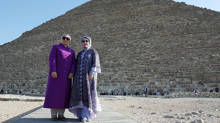 Emine Erdoğan ve Mısır Cumhurbaşkanı Eşi Entissar Amer'den Tarihi Buluşma ve Kültürel Keşif
