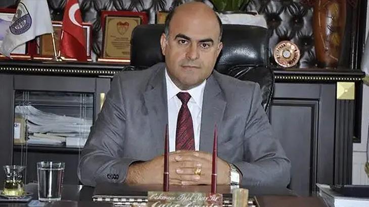 Eski Belediye Başkanı Oğlunun Saldırısı Sonucu Hayatını Kaybetti
