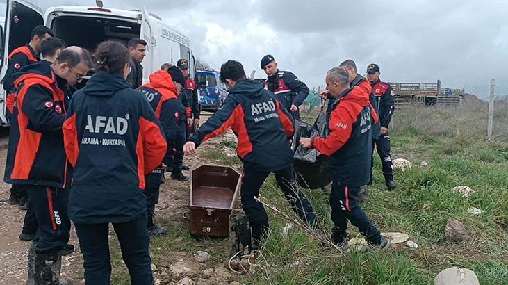 İzmir'de Ani Sel Faciası: Köprüden Geçen Otomobil Sulara Kapıldı, 2 Kişi Hayatını Kaybetti