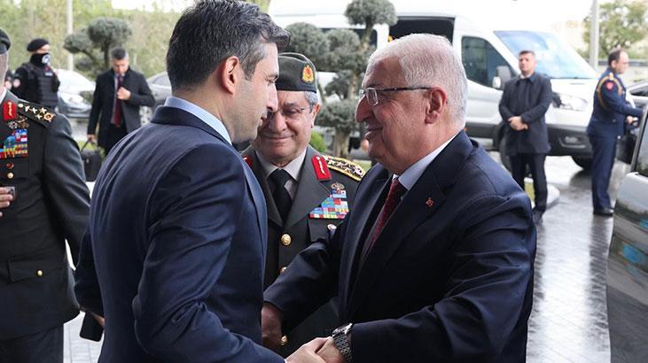 Savunma Bakanı Güler, Merhum Özdemir Bayraktar'ın Anısına Hazırlanan Belgeseli İzledi