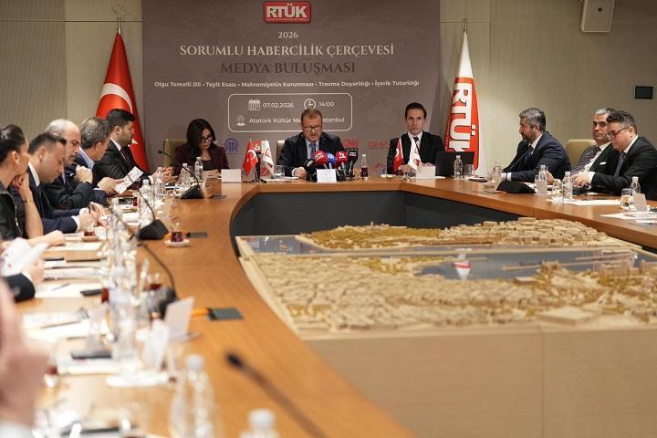 RTÜK'ten Sorumlu Habercilik Rehberi: Medyanın Geleceğini Koruma Refleksi