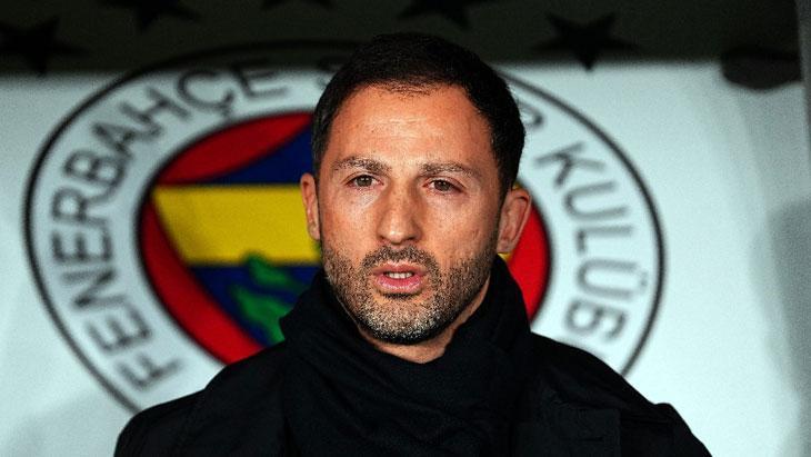 Fenerbahçe Teknik Direktörü Tedesco'dan Açıklamalar: "Elimizdeki Kadroya Güveniyorum"