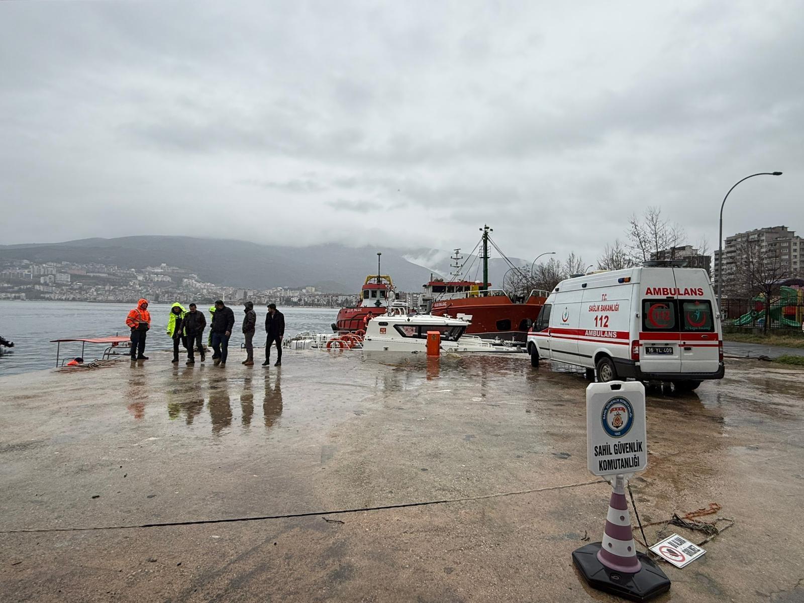 Bursa'da Denizde Erkek Cesedi Bulundu
