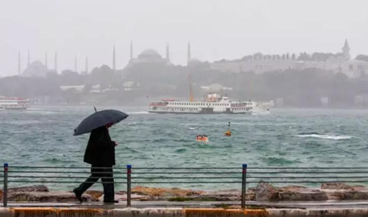 İstanbul'u Yağmurlu Bir Hafta Bekliyor