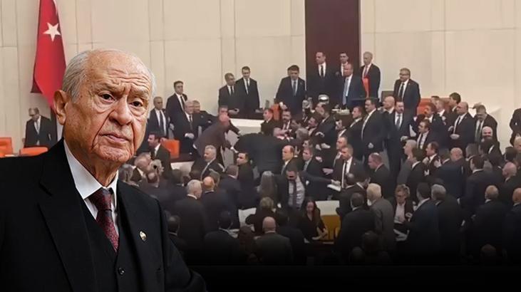 Meclis'te Yemin Töreni Gerginliği: Bahçeli'den CHP'ye Sert Tepki
