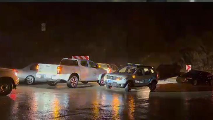 Adana'da Üç İlçe Arasındaki Ana Yol, Olumsuz Hava Koşulları Nedeniyle Ulaşıma Kapandı