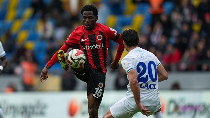 Rizespor, Ankara'da İki Farkla Geriye Düşmesine Rağmen Beraberliği Kurtardı