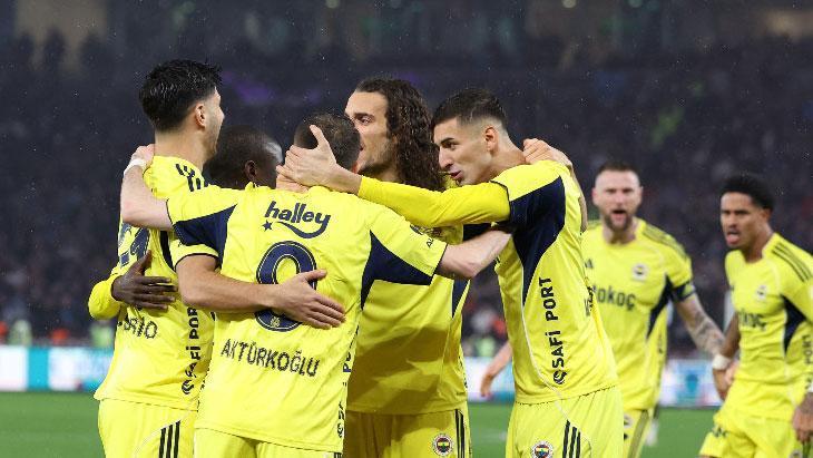 Fenerbahçe, Trabzonspor Deplasmanında Nefes Kesen Maçla Galip Geldi: 3-2