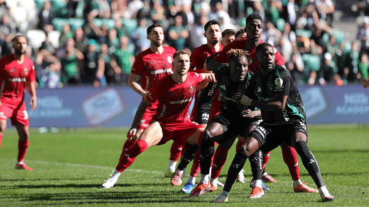 Süper Lig'de Kocaelispor Fırtınası: Gaziantep FK Farklı Mağlup Oldu