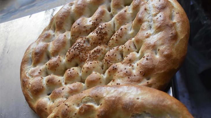 İzmir'de Ramazan Pidesi Fiyatları Belirlendi: Yeni Tarife Açıklandı