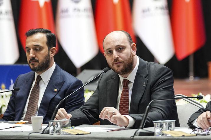 AK Parti'den İstanbul'da Yolsuzluk İddialarına Sert Tepki: "Büyük Bir Şebeke Karşı Karşıya"