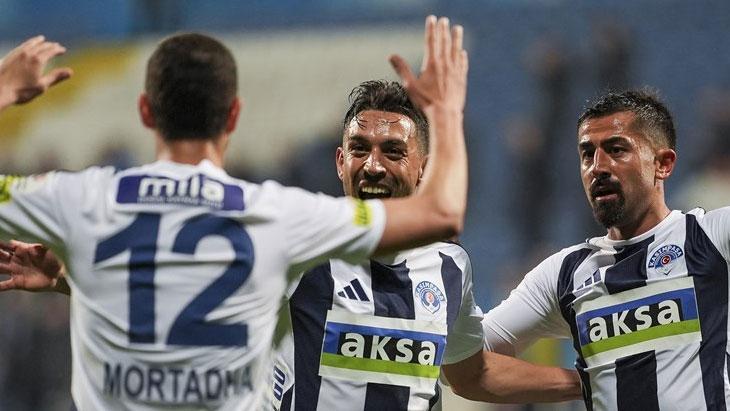 Kasımpaşa, Gol Yağmurlu Maçta Fatih Karagümrük'ü Mağlup Etti