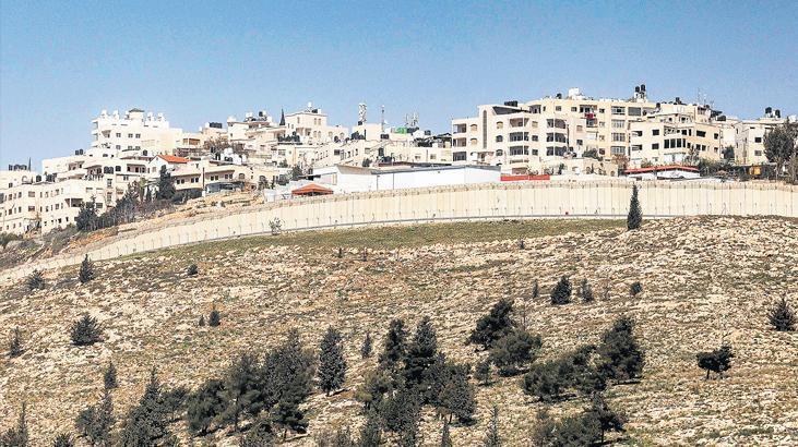 İsrail'in Batı Şeria Hamlesi Uluslararası Tepkilere Yol Açtı