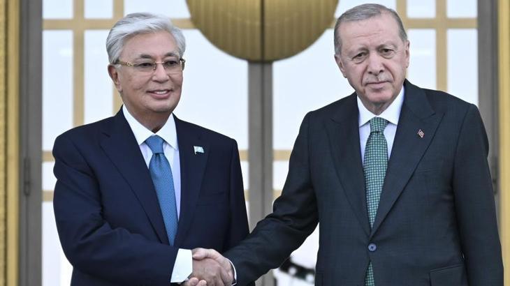 Erdoğan ve Tokayev İkili İlişkileri ve Bölgesel Konuları Görüştü