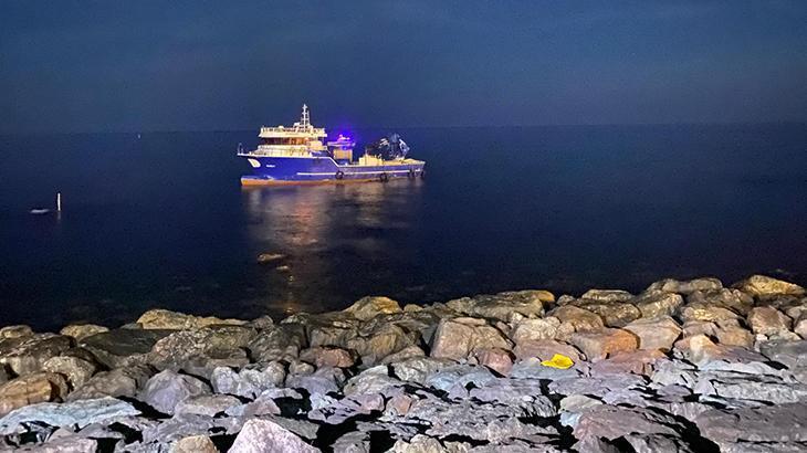 Karaya Oturan Balıkçı Teknesi Kaptanı Güvenle Tahliye Edildi