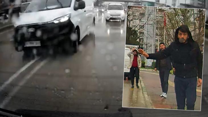 Trafikte Yol Verme Tartışması Şiddete Dönüştü: Aracına Saldırdılar