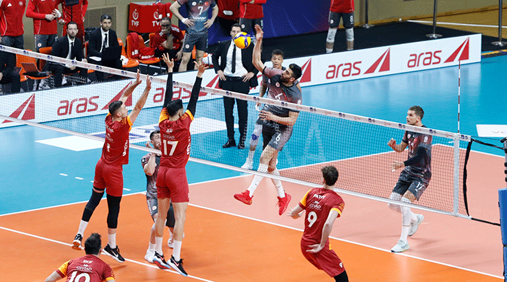Ziraat Bankkart, 16 Yıl Aradan Sonra Kupa Voley'de Zirvede